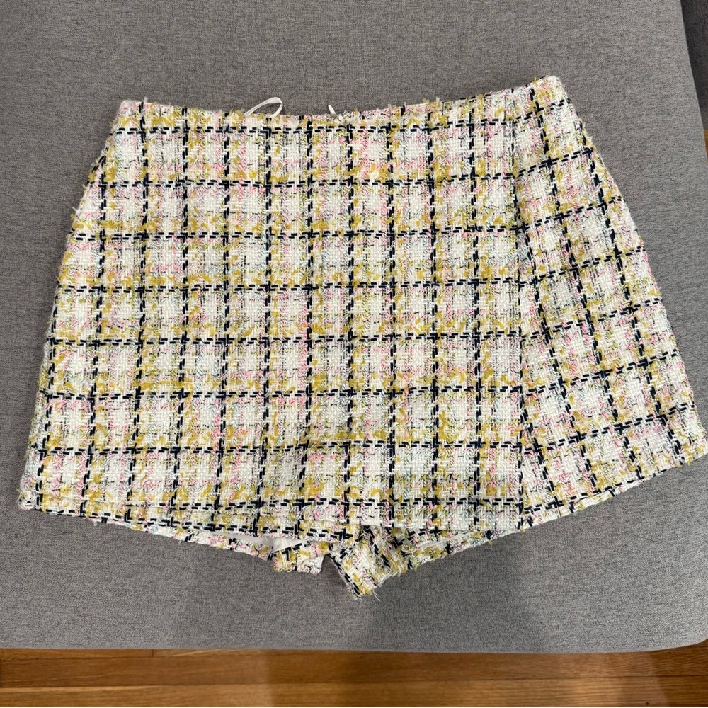 Tweed mini skort